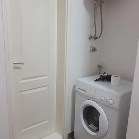 Apartment Kira *